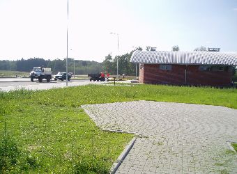 Ziele� przy miejcach parkingowych